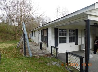 2782 Red Root Ridge Rd, Raven, VA 24639