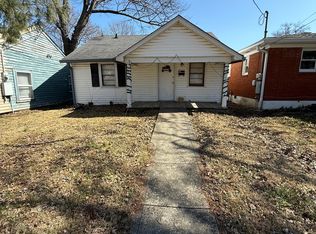 3713 Center St, Louisville, KY 40215