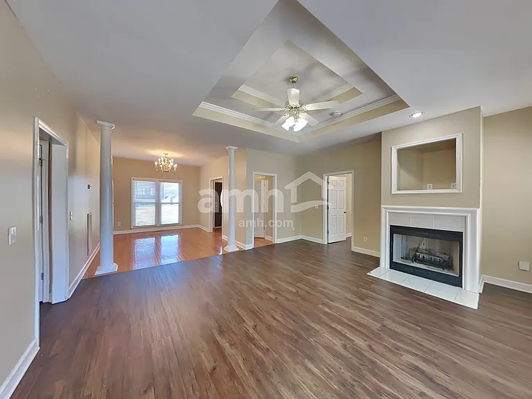 2885 Runnymeade Dr — Photo 5