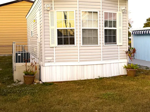 2727 Highway 441 SE #42, Okeechobee, FL 34974