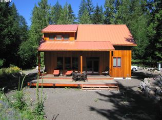 21102 E Briarwood Rd, Rhododendron, OR 97049