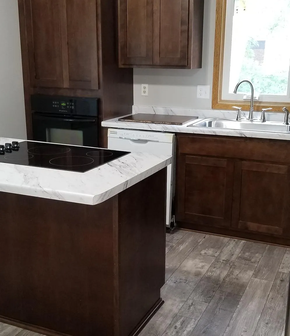 2864 Pascal St — Photo 2
