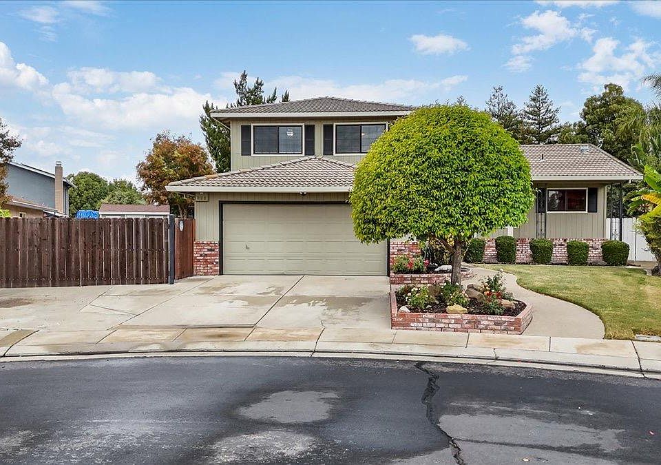 1st image of 1049 Chianti Ln
