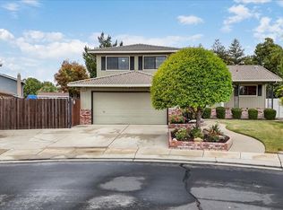 1049 Chianti Ln, Manteca, CA 95337