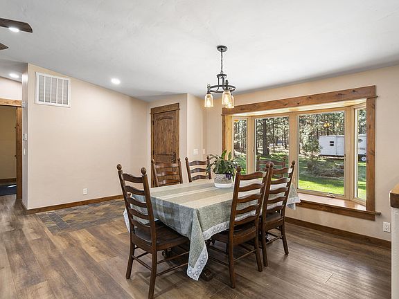 3rd image of 19206 Kiowa Rd