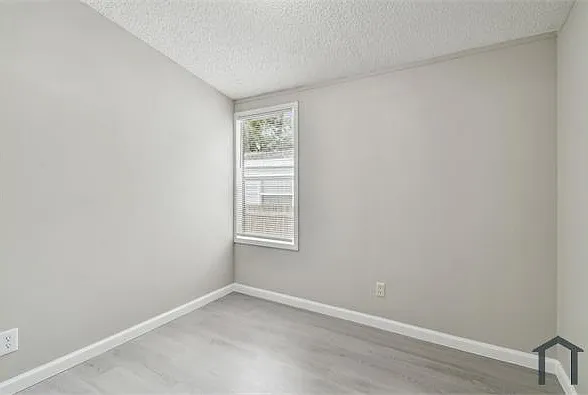 10607 Bay Hills Cir — Photo 15