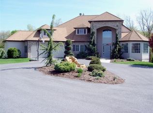 180 Becktree Rd, Hamburg, PA 19526