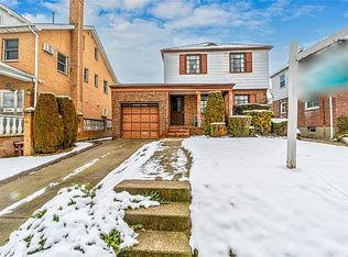 7519 189th St, Fresh Meadows, NY 11366