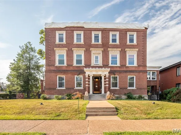 28 Washington Ter, Saint Louis, MO 63112