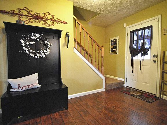 2nd image of 6456 Lakearbor Dr