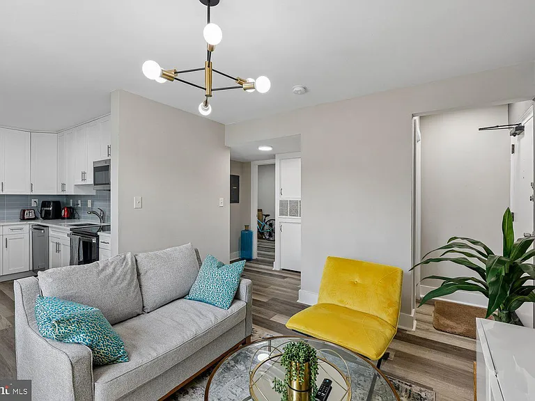 2107 Fort Davis St SE #301 — Photo 6