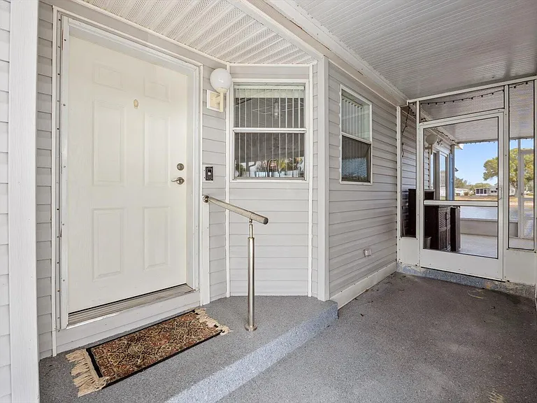 8032 Meadowlark Ln — Photo 3