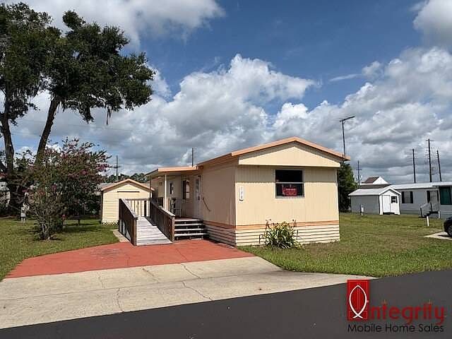 1st image of 4900 SE 102nd Pl #134