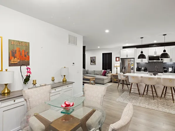 68 Armandine St #3, Boston, MA 02124