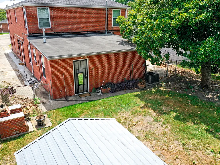 3911 Bauvais St — Photo 3