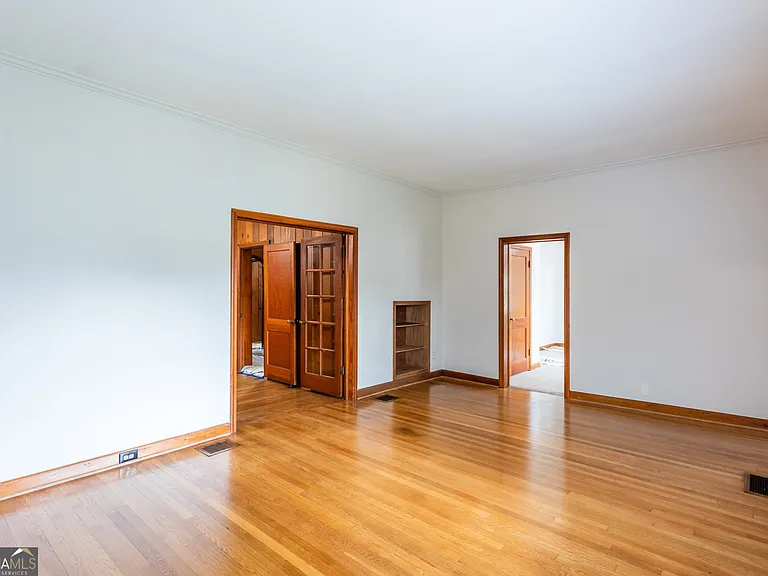 2111 Martin Luther King Jr Dr NW — Photo 4