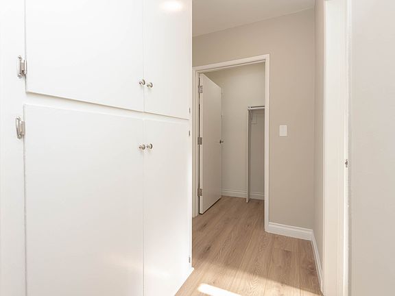 3rd image of 1906 S Shenandoah St APT 1