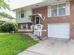 6425 Blue Ridge Cut Off, Raytown, MO 64133