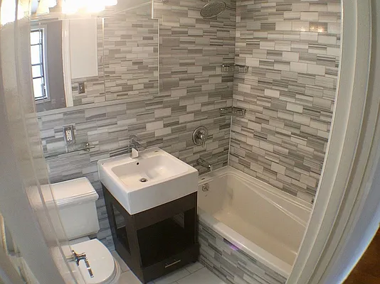 Rented by Avenues Real Estate | media 8