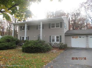 17 Regina Rd, Morganville, NJ 07751