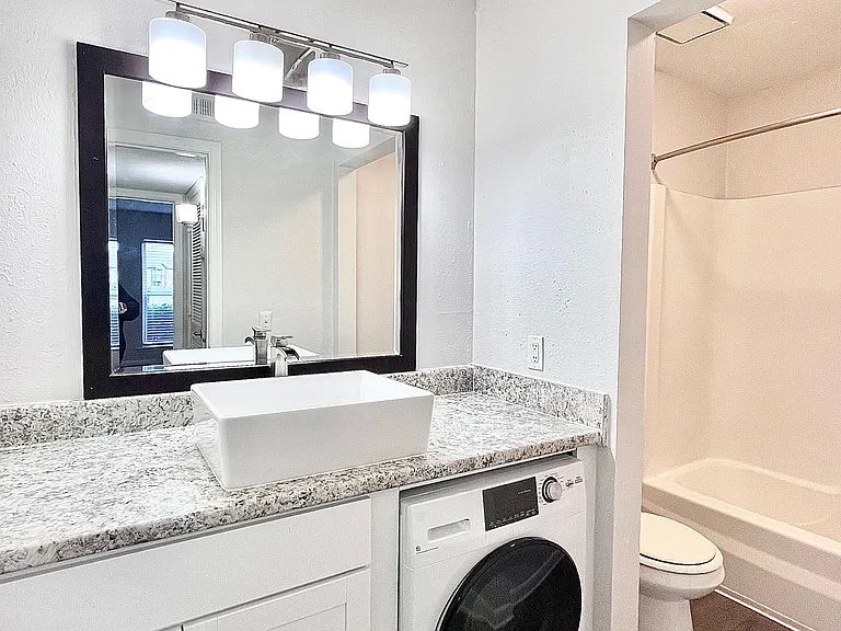 Chase Cove Apartments — Photo 91