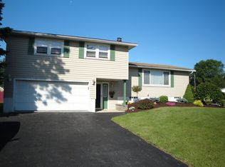 503 Blueberry Ln, Syracuse, NY 13219