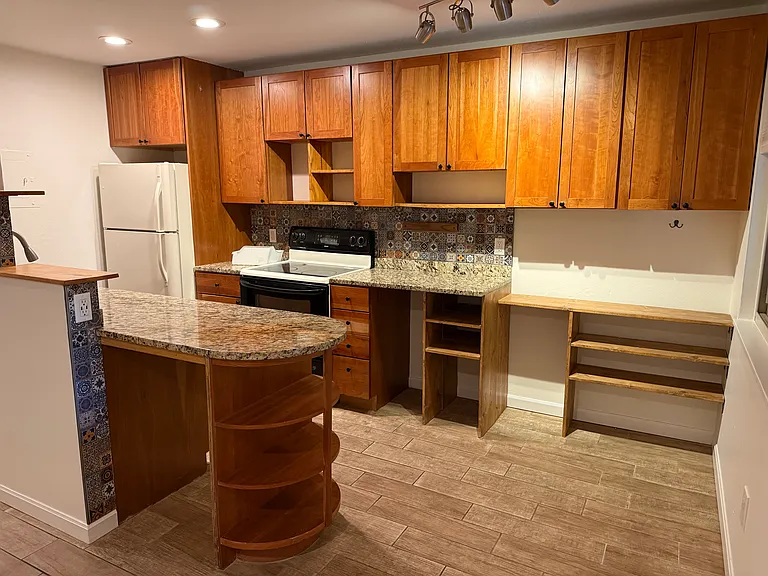 3393 Madison Ave #129 — Photo 1