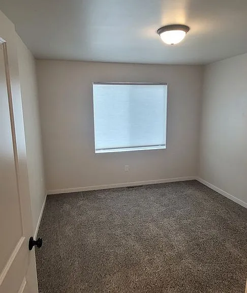 826-834 Thames Ct #1008 — Photo 62