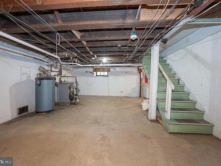 625 Chelten Hills Dr — Photo 48