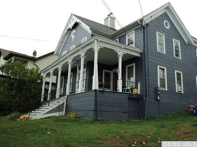 2nd image of 131 Main St