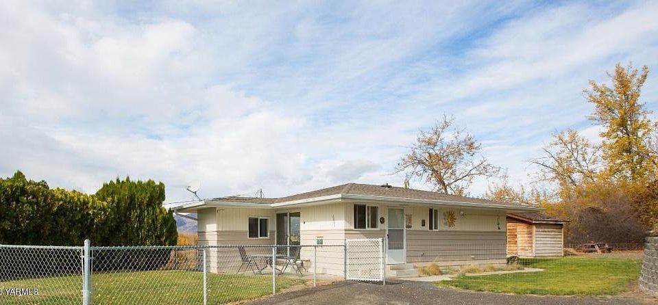 1st image of 6081 Old Naches Hwy