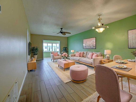 4th image of 1118 Lake Terrace #204