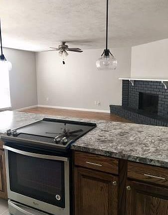 4th image of 5565 Russell Dr