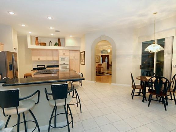 5th image of 4126 La Salle Dr