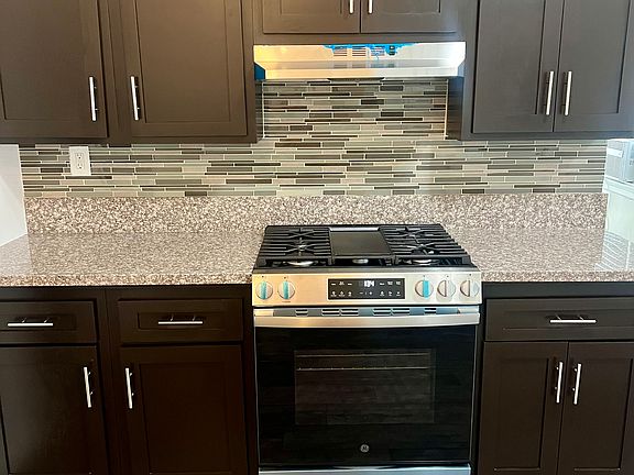 Kitchen Brand New Stove