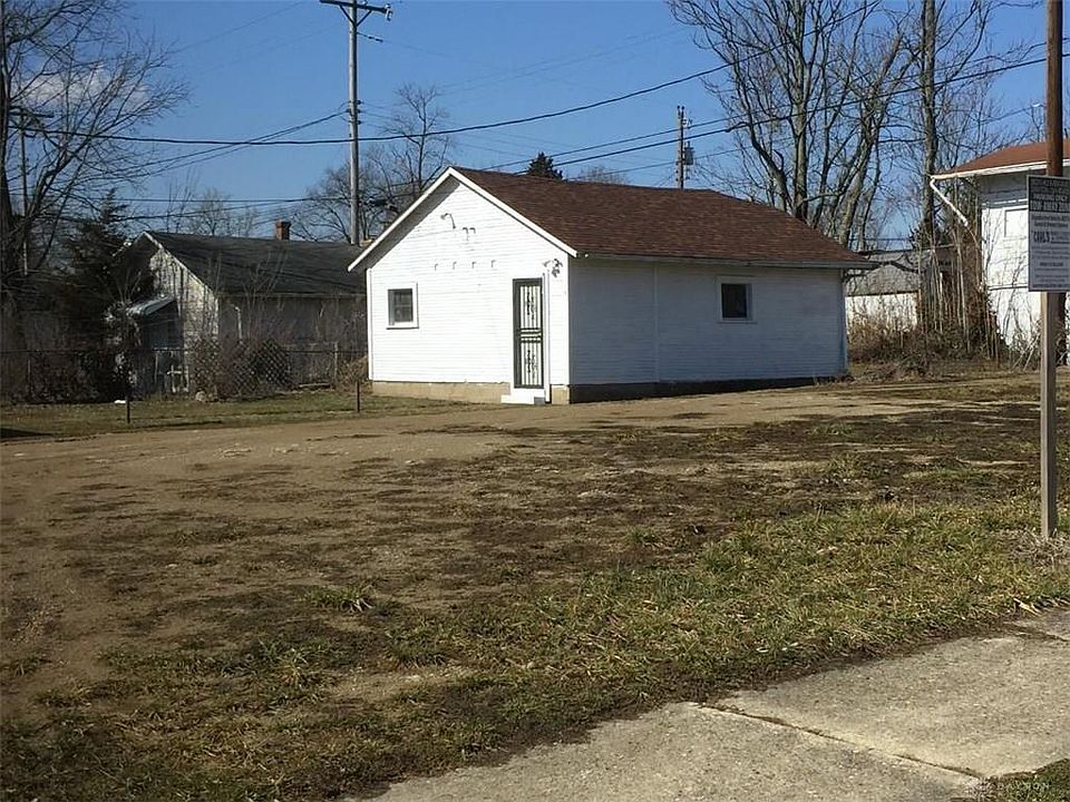 2nd image of 3605 Hoover Ave