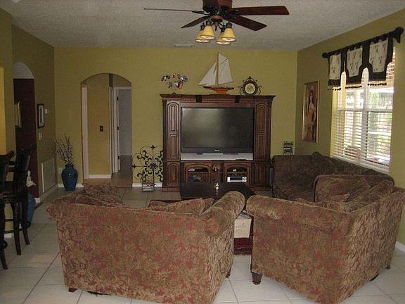 5th image of 1424 McCrea Dr