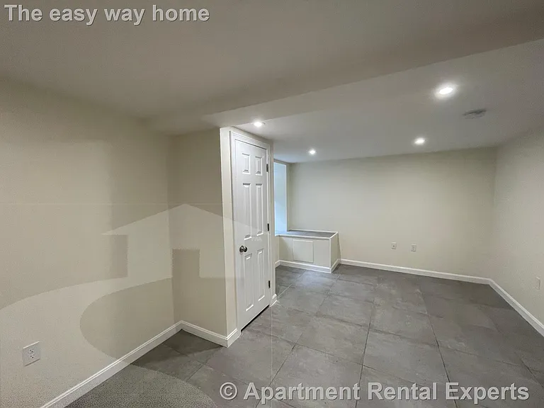 81 Moreland St — Photo 10