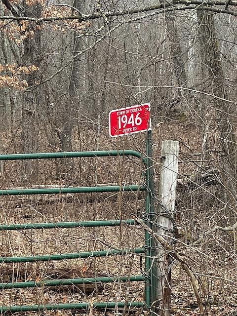 1st image of 1946 River Rd