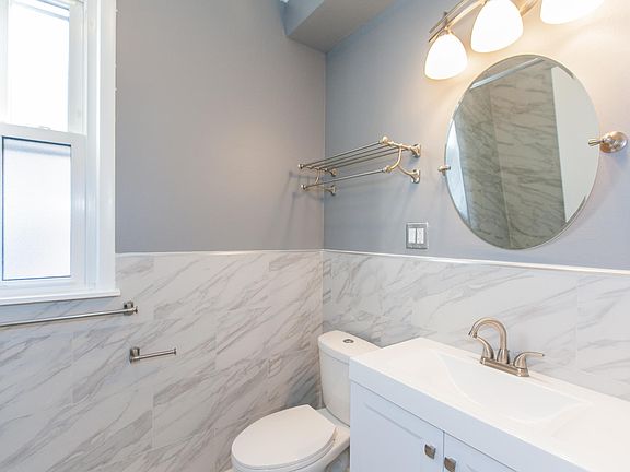 3rd image of 1743 W Barry Ave #2