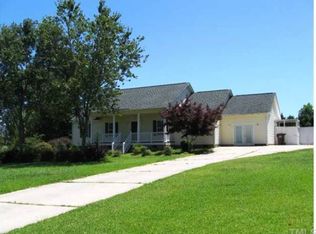 2656 White Memorial Church Rd, Willow Spring, NC 27592