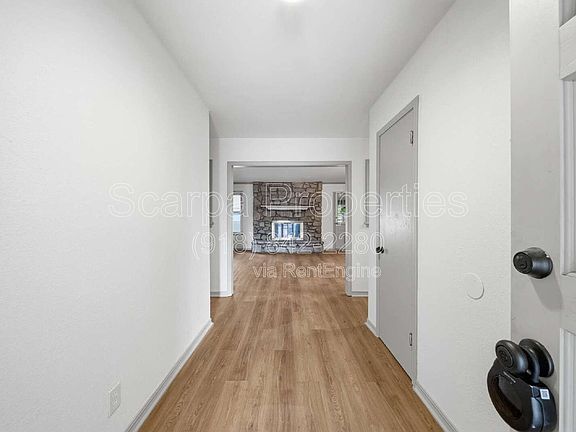 5th image of 11648 N 104th East Ave