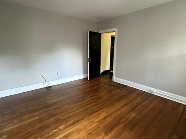 2530 Q St NW APT 25, Washington, DC 20007