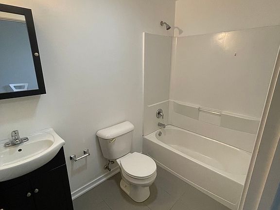 3rd image of 1326 N 15th St #8A