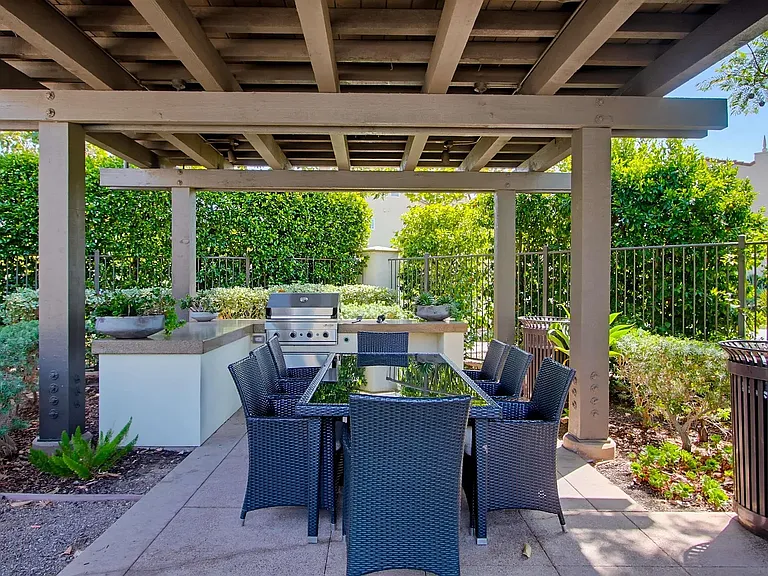 16236 Veridian Cir — Photo 4