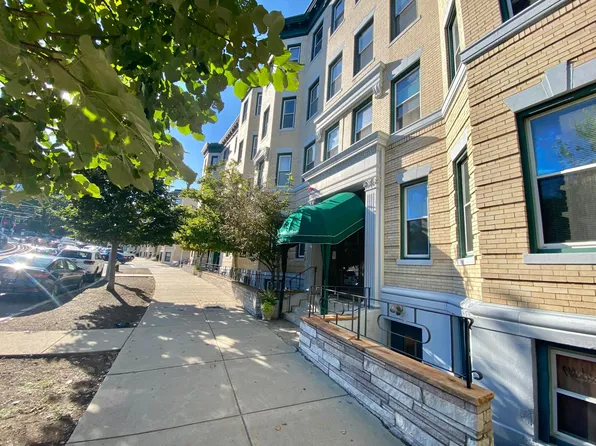 1423 Commonwealth Ave, Brighton, MA