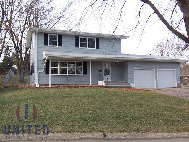 1st image of 3423 Viking Dr