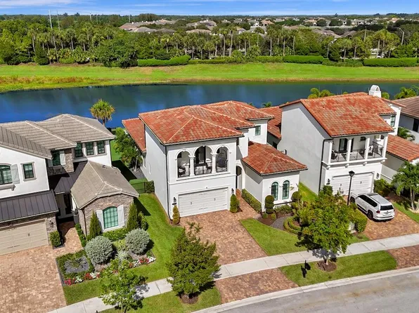 8355 Grand Prix Lane, Boynton Beach, FL 33472