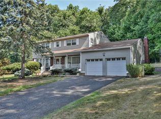 8 Augur Rd #A, Airmont, NY 10901