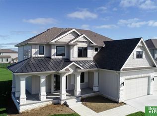 9600 Autumn Meadow Ln, Lincoln, NE 68156